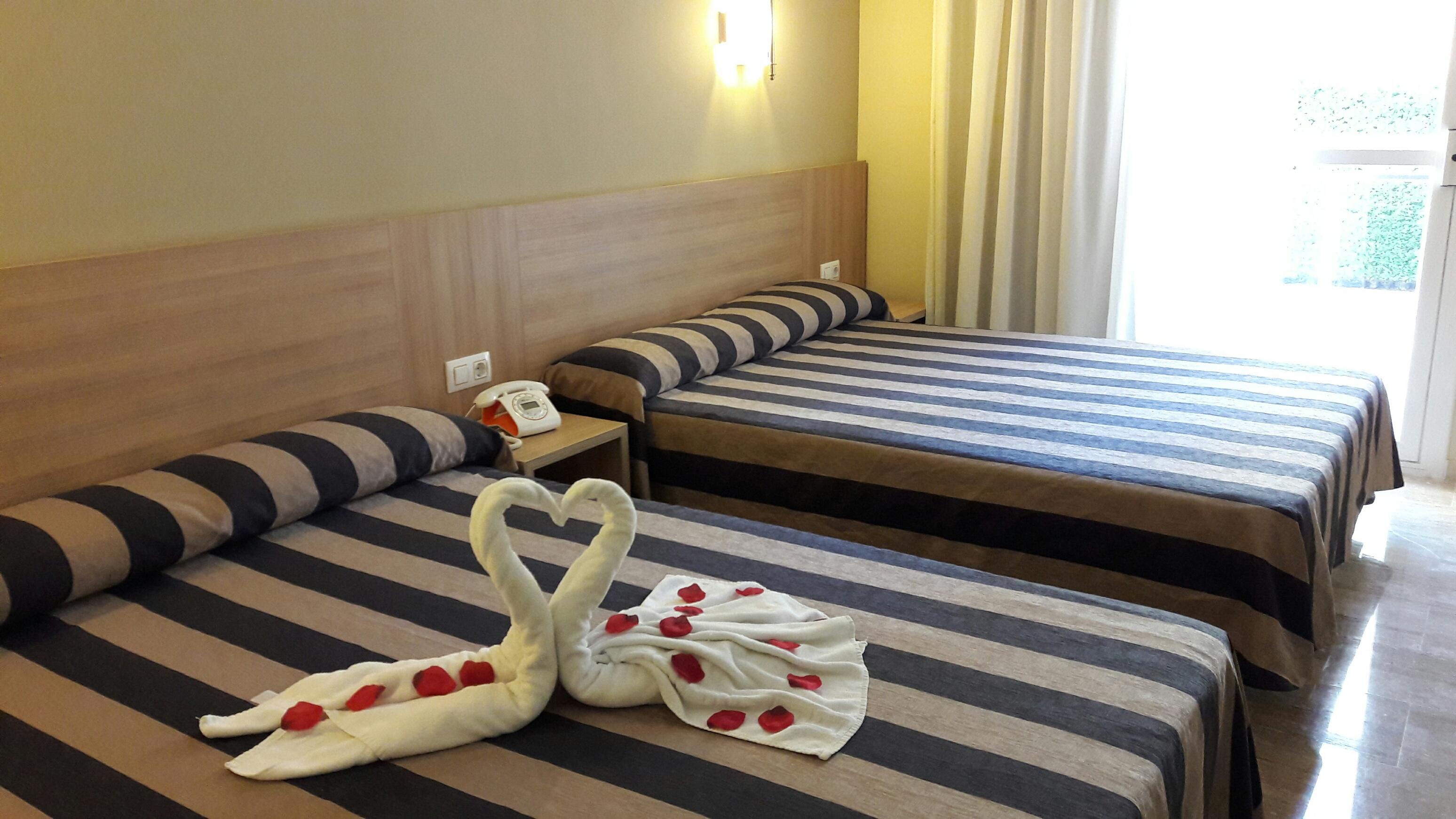 Cleopatra Spa Hotel Lloret de Mar Exterior photo
