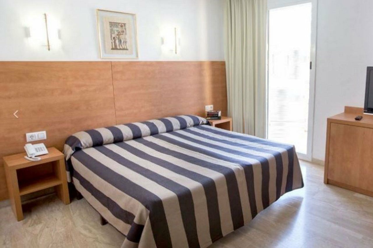 Cleopatra Spa Hotel Lloret de Mar Exterior photo